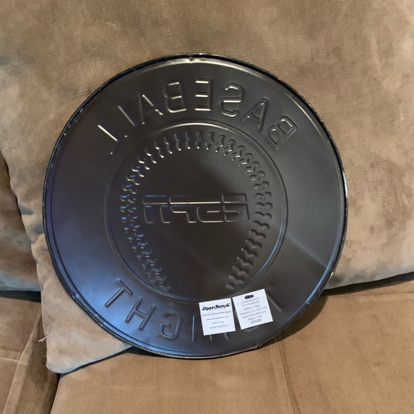 Phillies Collectables - Picture 2 of 3